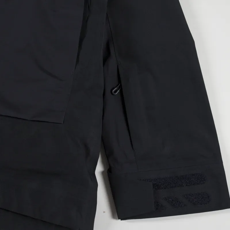 Goldwin GORE-TEX 3L Jacket Black-4