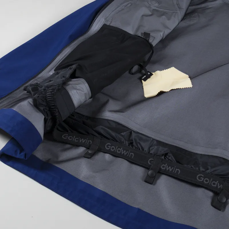 Goldwin GORE-TEX 3L Jacket Deep Blue-6