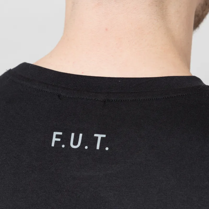 Working Class Heroes x Halo x Progress Running Club Essential T Shirt Black-3