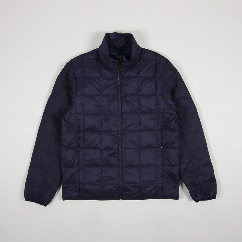 High neck clearance zip jacket