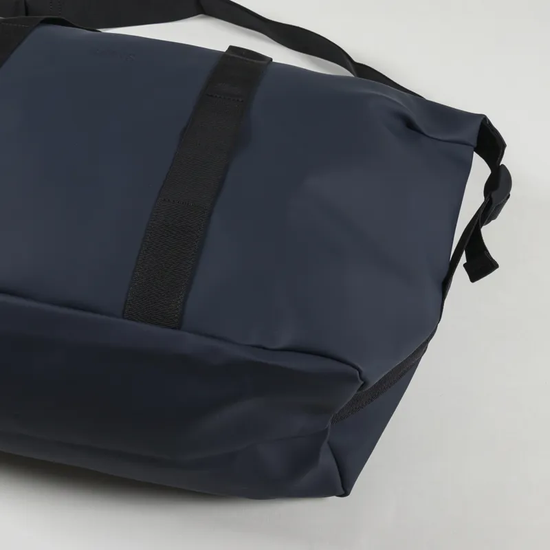 Rains Hilo Weekend Bag Navy-3