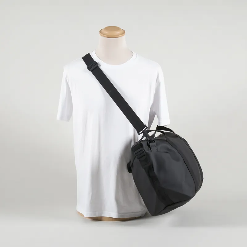 Rains Hilo Weekend Bag Large Black-2