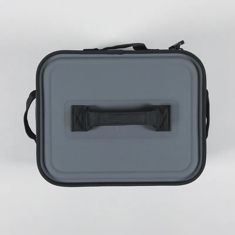 YETI Hopper Flip 12 Charcoal-8