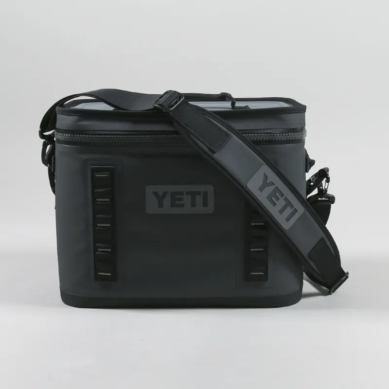 YETI Hopper Flip 18 Charcoal-2