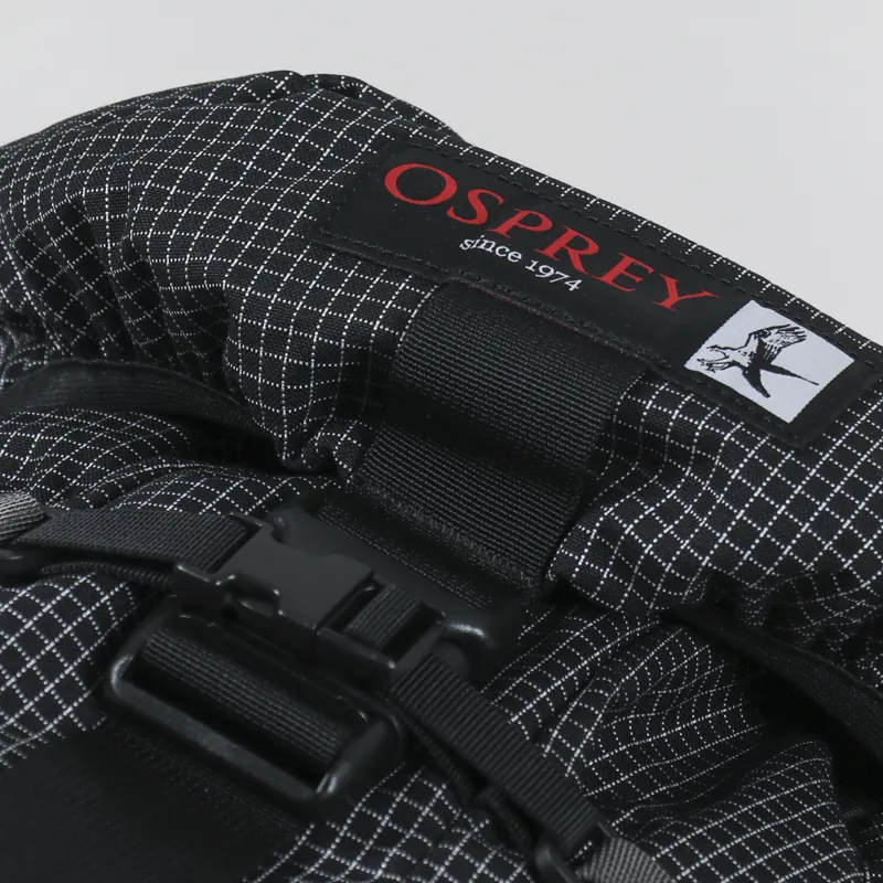 Osprey Heritage Aether 30 Pack Black White Grid-4