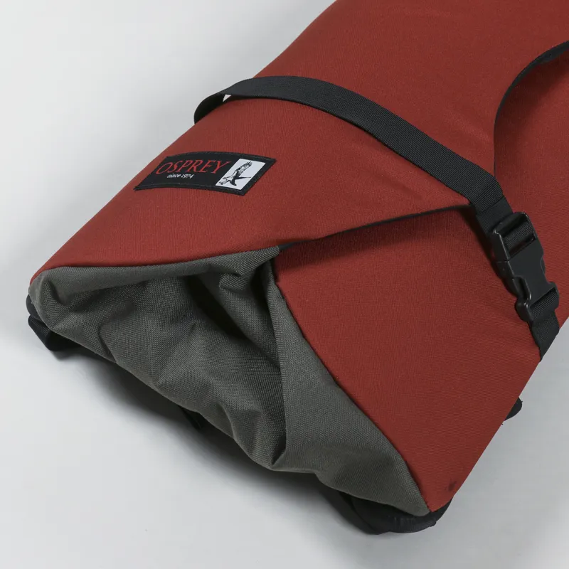 Osprey Heritage Scarab 30 Pack Bazan Red-4