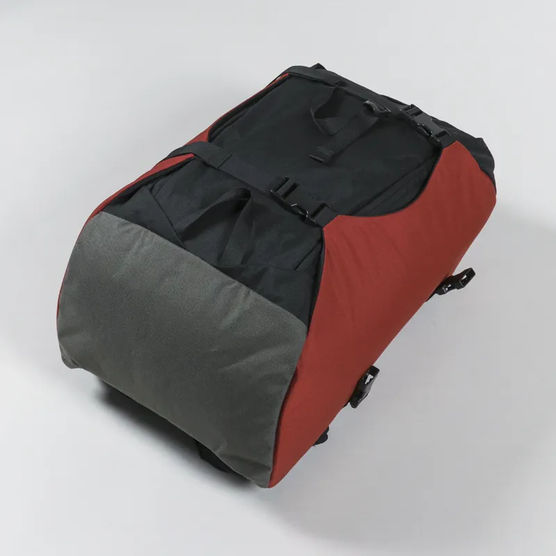 Osprey Heritage Scarab 30 Pack Bazan Red-13