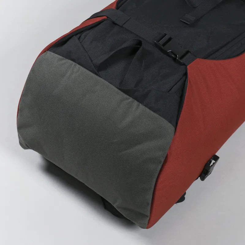 Osprey Heritage Scarab 30 Pack Bazan Red
