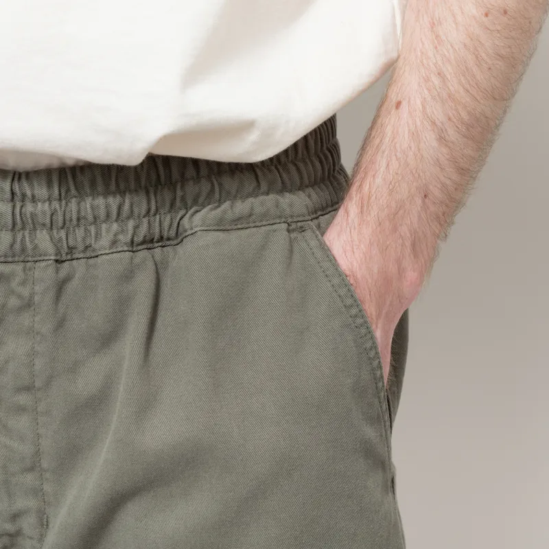 Carhartt WIP Flint Short Leaf-5