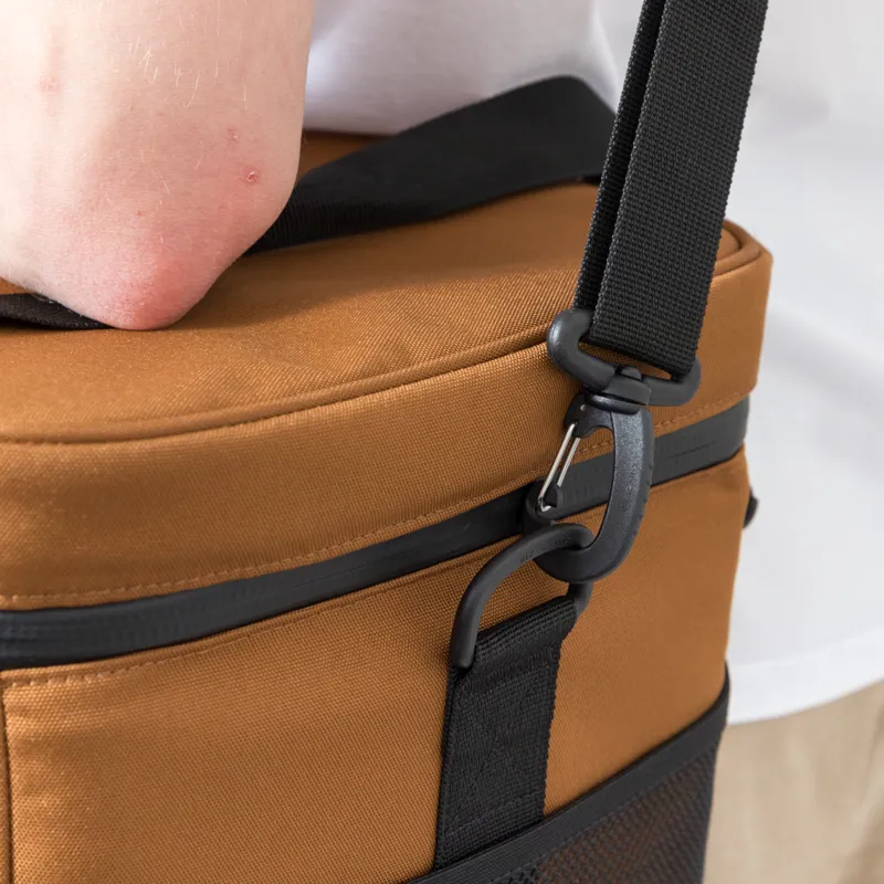 Carhartt WIP Cooler Bag Hamilton Brown-10
