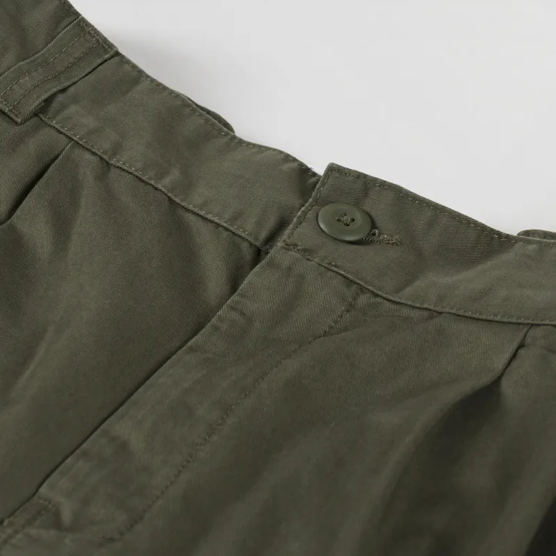 Carhartt WIP Marv Shorts Turtle Stone Washed-6