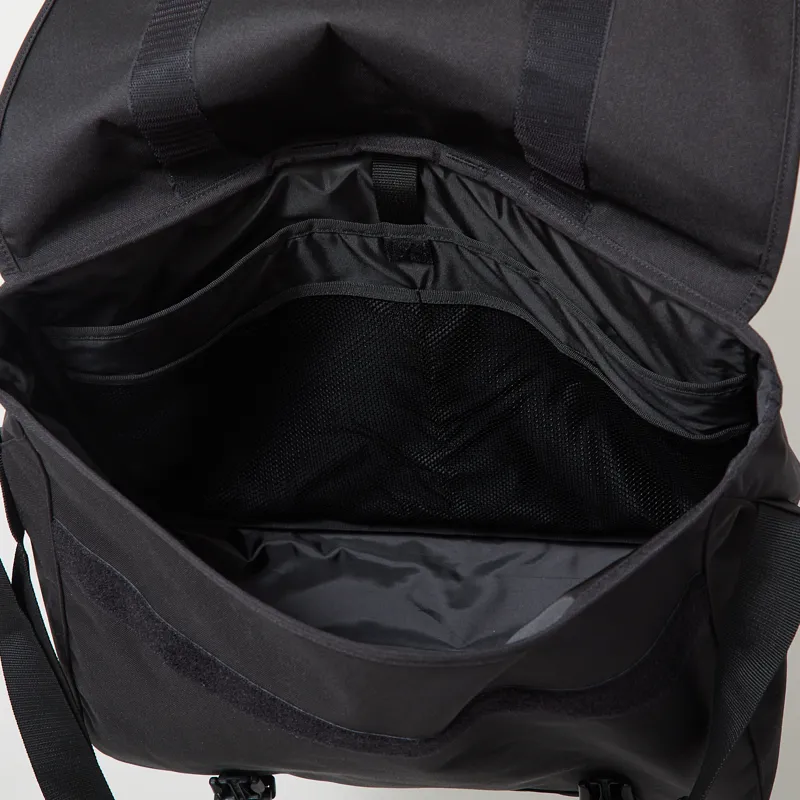 Carhartt WIP Jake Messenger Bag Black-7