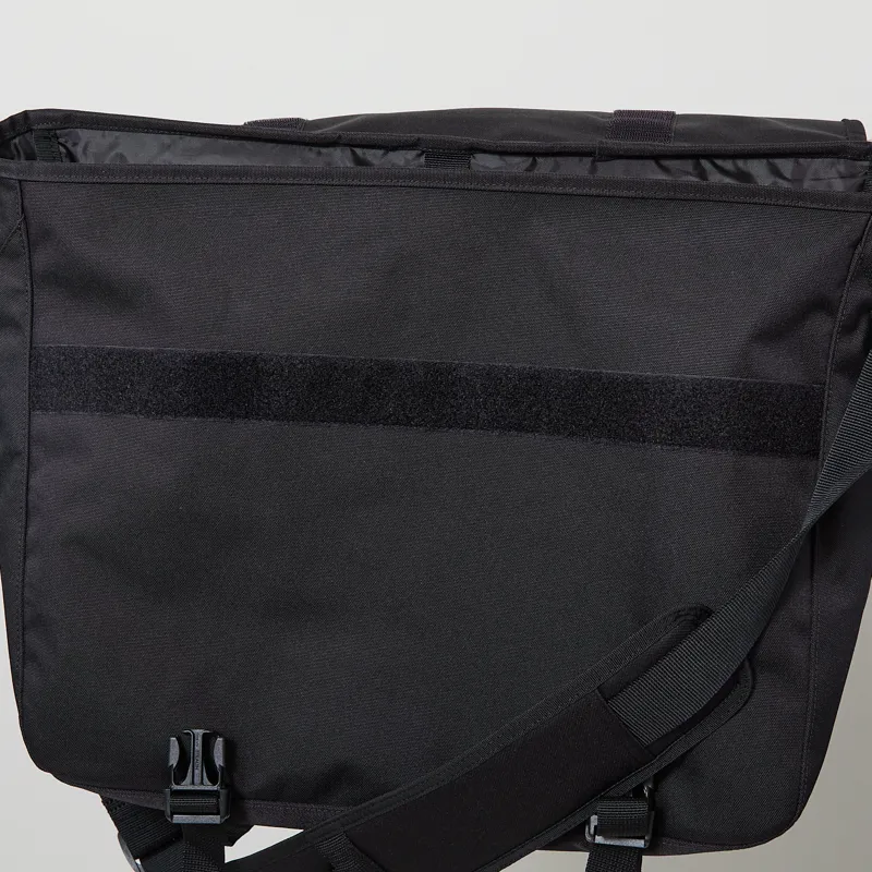 Carhartt WIP Jake Messenger Bag Black-8