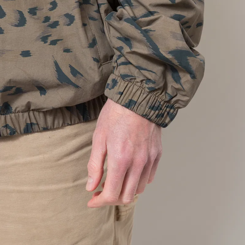 Carhartt WIP Travon Jacket Duck Feather Print Cypress Black-7