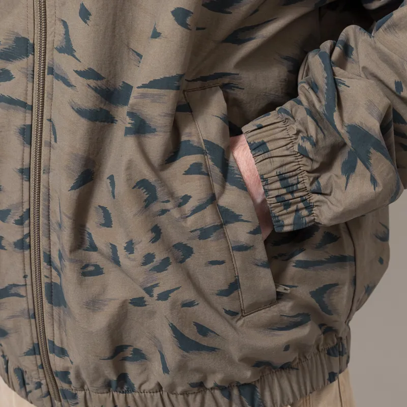 Carhartt WIP Travon Jacket Duck Feather Print Cypress Black-6