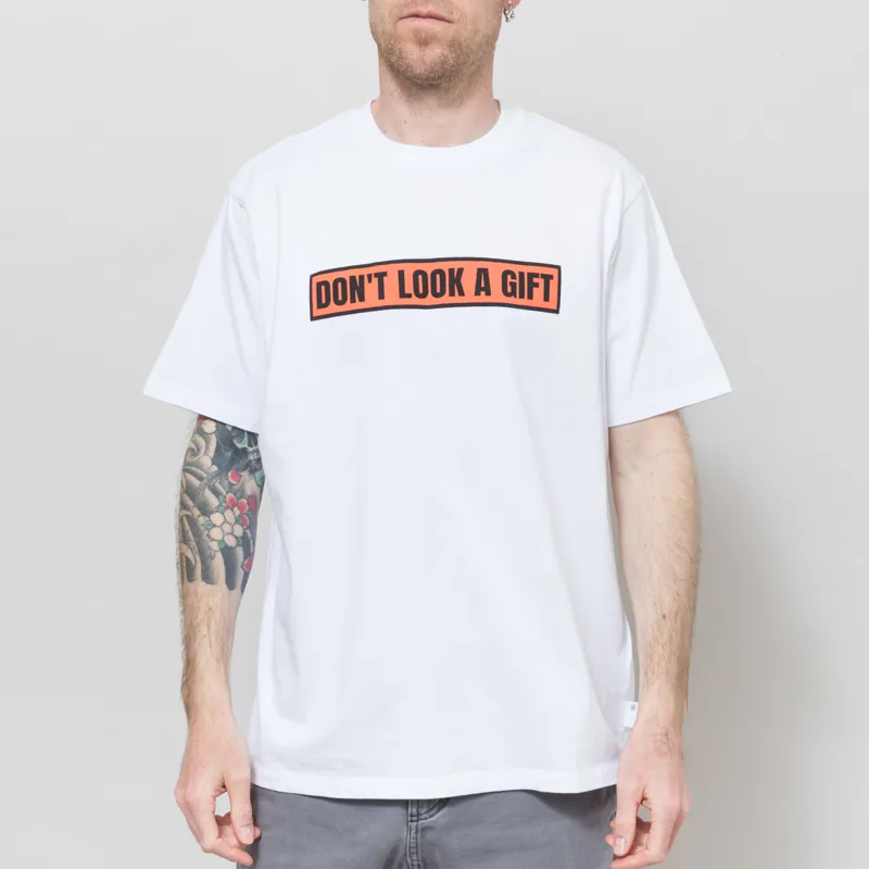Pointer Brand Don't Look A Gift T Shirt White-1
