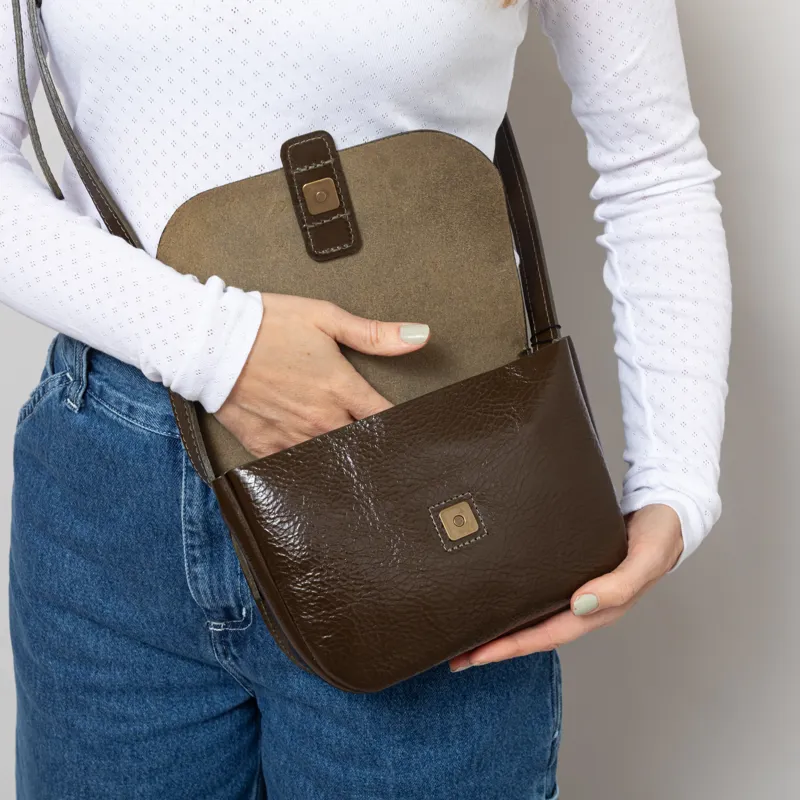 Kate Sheridan Womens Leather Orbed Tab Bag Olive-5