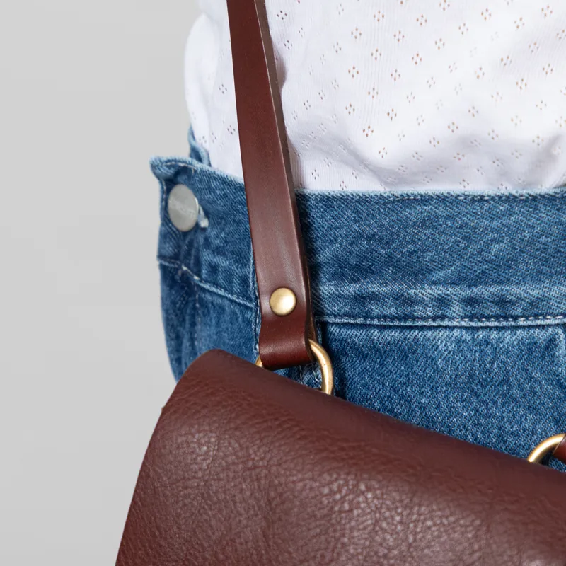 Kate Sheridan Womens Half Orbed Tab Leather Bag Chestnut-5