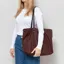 Kate Sheridan Womens Midi Waxed Tote Bag Chestnut