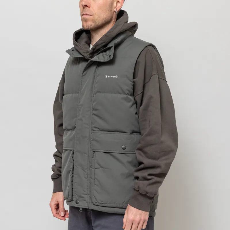 Snow Peak Everyday Down Vest Charcoal-1