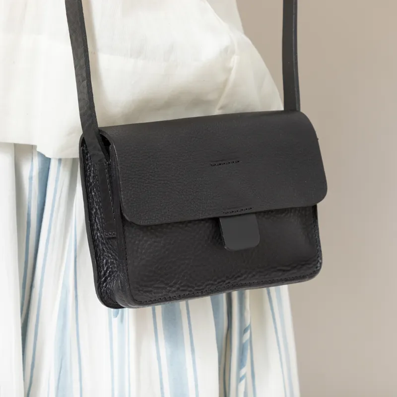 Kate Sheridan Womens Mini Tab Bag Black-4