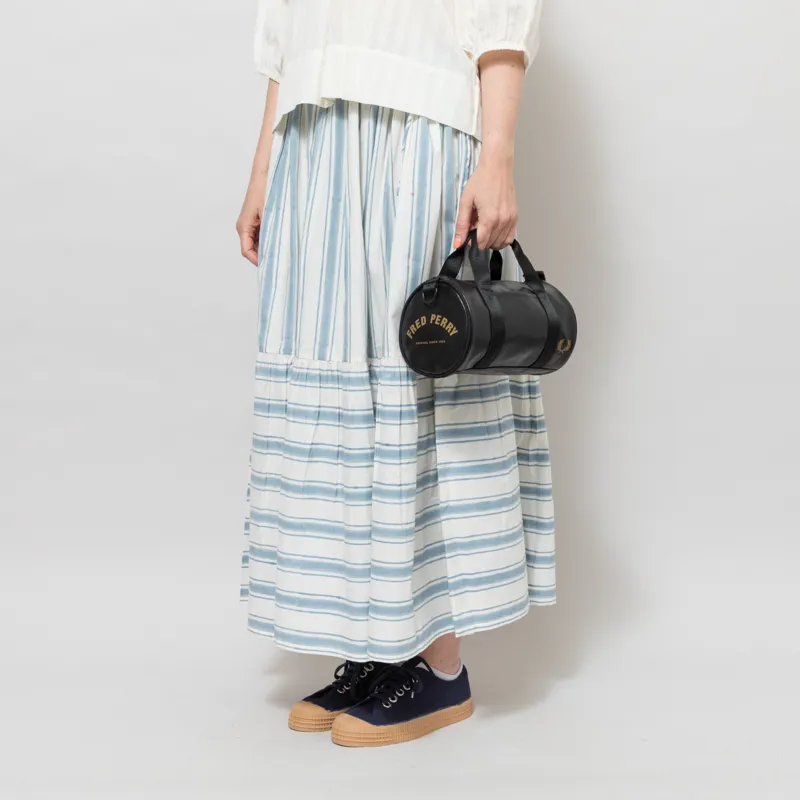 Fred Perry Womens Tonal Classic Mini Barrel Bag Black Gold-3