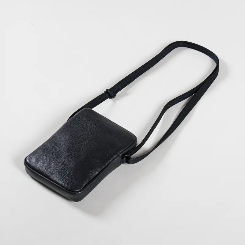 Fred Perry Womens Tumbled Leather Side Bag Black-5