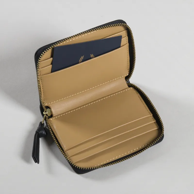 Fred Perry Womens Tumbled Ziparound Wallet Black-3