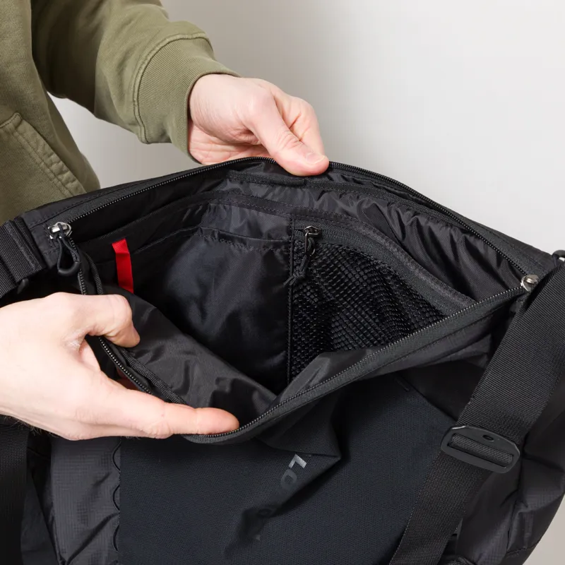 Salomon ACS Shoulder Bag Black-4