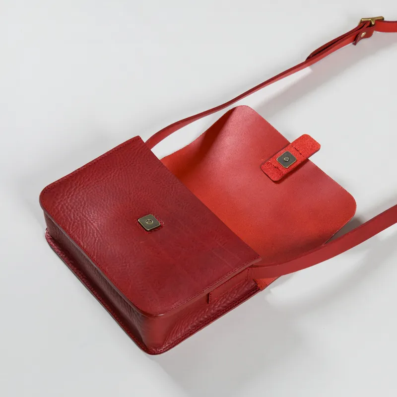 Kate Sheridan Womens Tab Bag Redcurrant-4