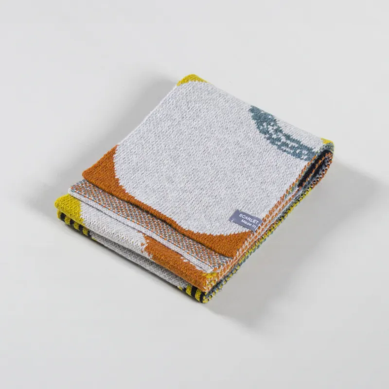 Scarlet Knitwear Womens Large Bead Lambswool Scarf Grey-3