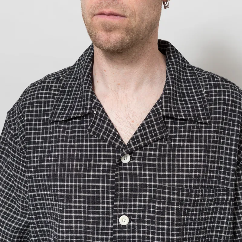 Cafe Mountain Loose Check Vacation Shirt Black-3