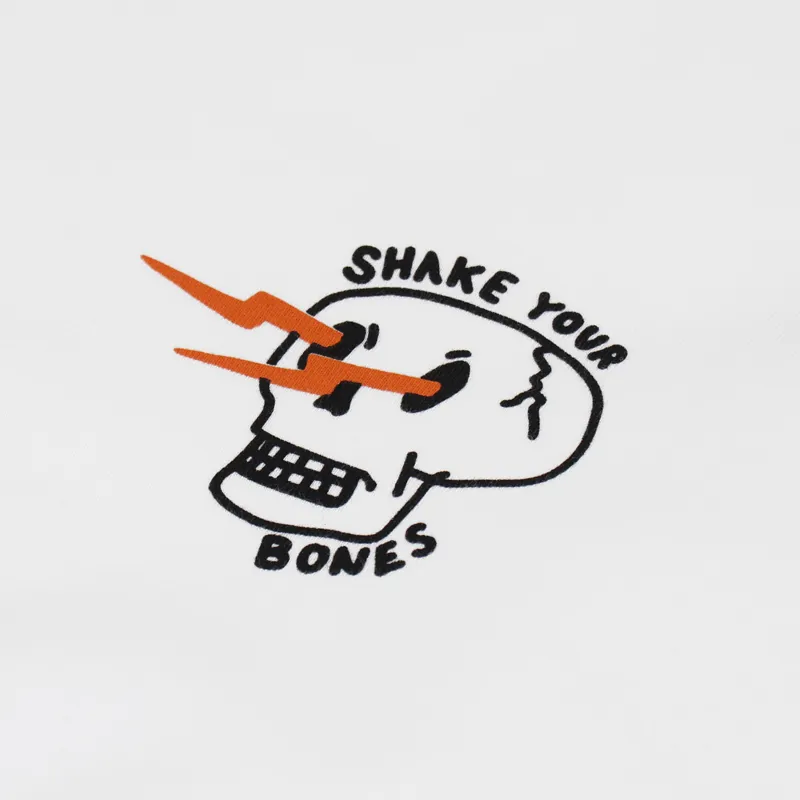 Nudie Jeans Lasse Shake Your Bones Sweat Chalk White-4