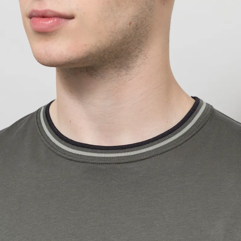 Fred Perry Twin Tipped T Shirt Field Green Seagrass Black-3