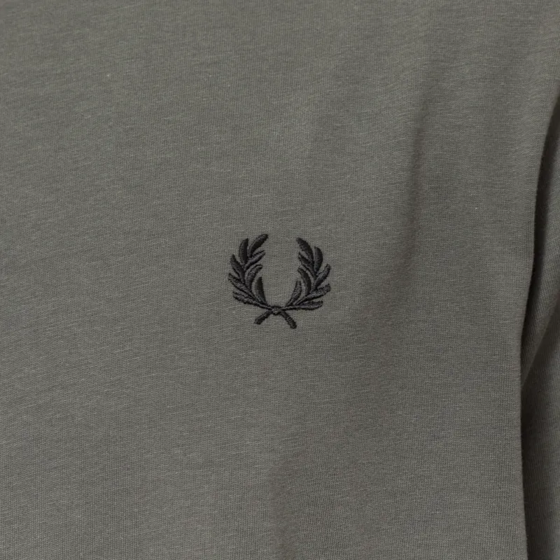 Fred Perry Twin Tipped T Shirt Field Green Seagrass Black-5