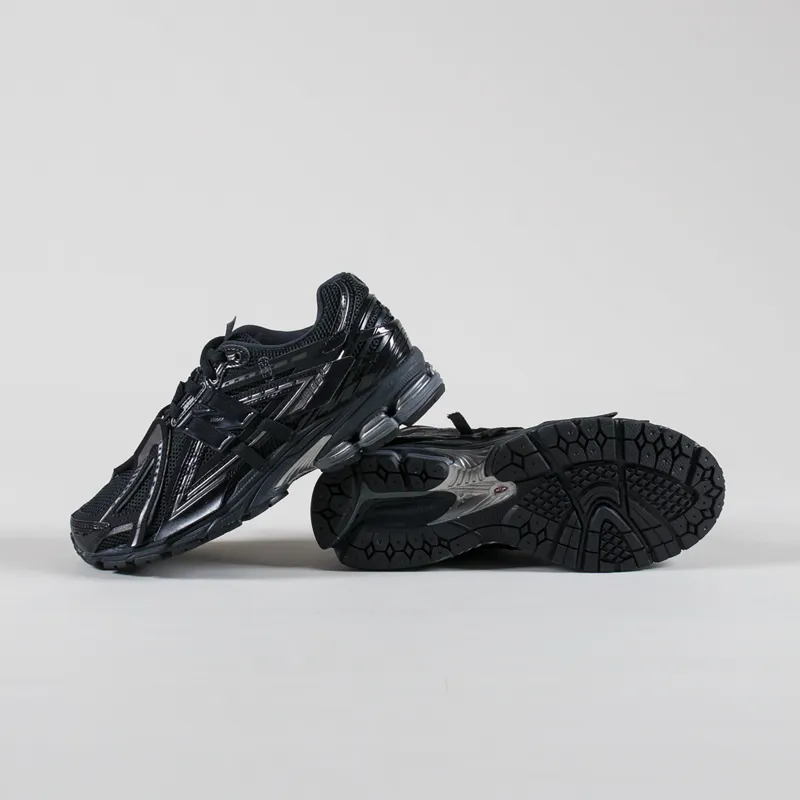 New Balance 1906A Shoes Black-3
