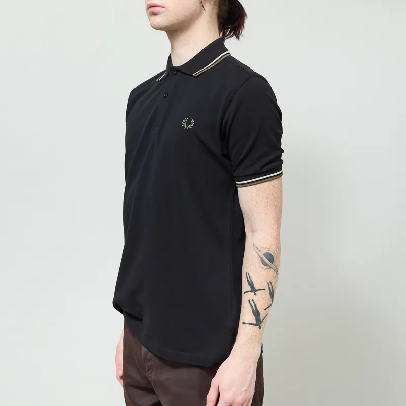 Fred Perry M3600 Twin Tipped Polo Shirt Black Oatmeal Laurel Wreath Green-1