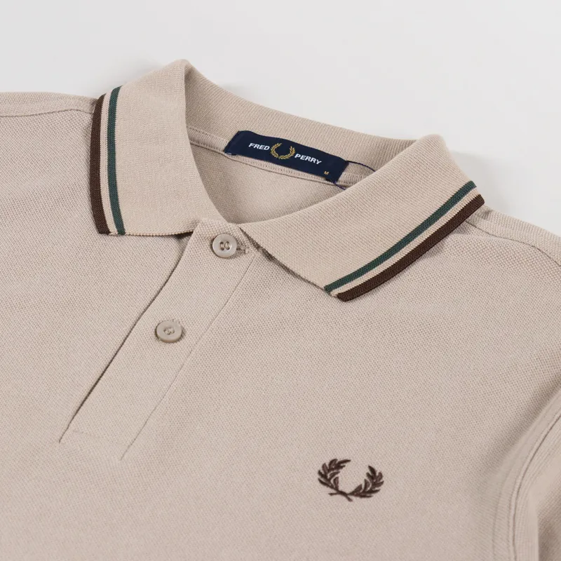 Fred Perry M3600 Twin Tipped Polo Shirt Warm Oat Court Green Tobacco-2