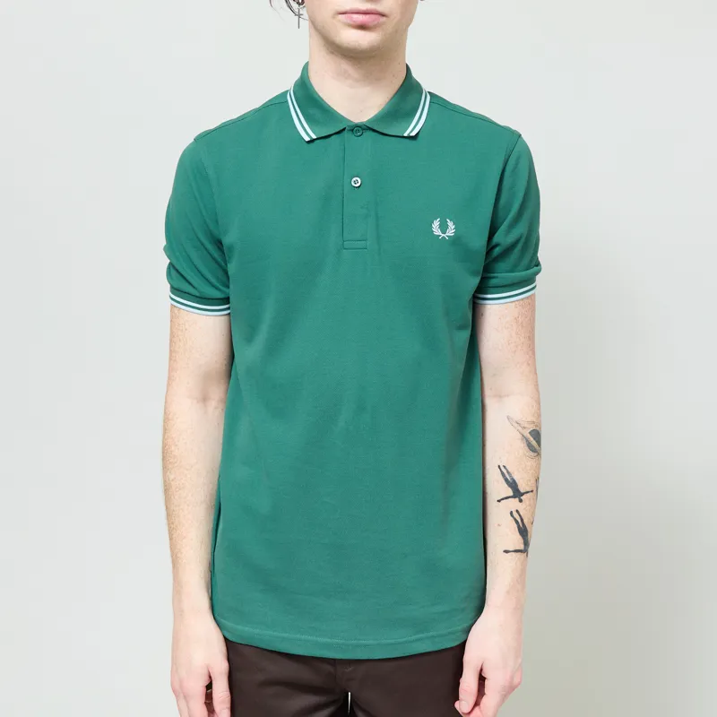 Fred Perry M3600 Twin Tipped Polo Shirt Sport Green Light Ice