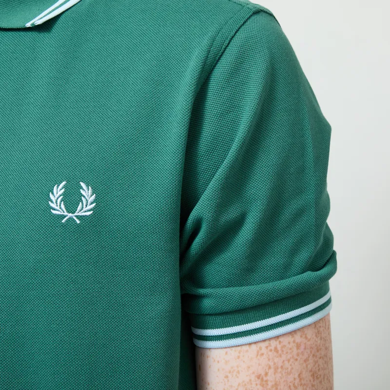 Fred Perry M3600 Twin Tipped Polo Shirt Sport Green Light Ice-5