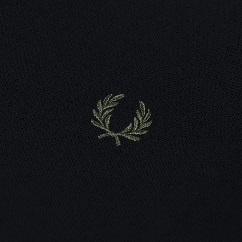 Fred Perry Twin Tipped Polo Shirt Black Ecru Laurel Wreath Green-4