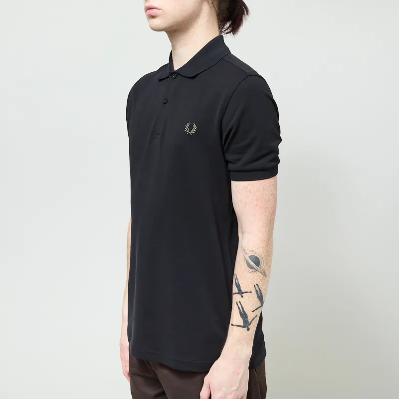 Fred Perry Plain Shirt Black Laurel Wreath Green-1