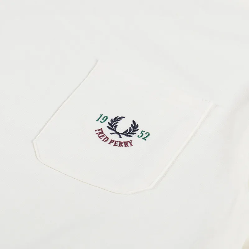 【FRED PERRY】 ★ Relaxed 1952 T-Shirt ★ Better Cotton 100% Relaxed T-Shirt - White | Men's T-Shirts | Designer T-Shirts