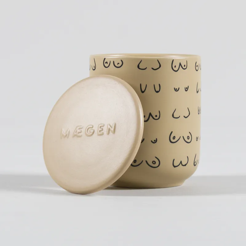 Maegen Vox Busts Candle Deadnettle + Tobacco