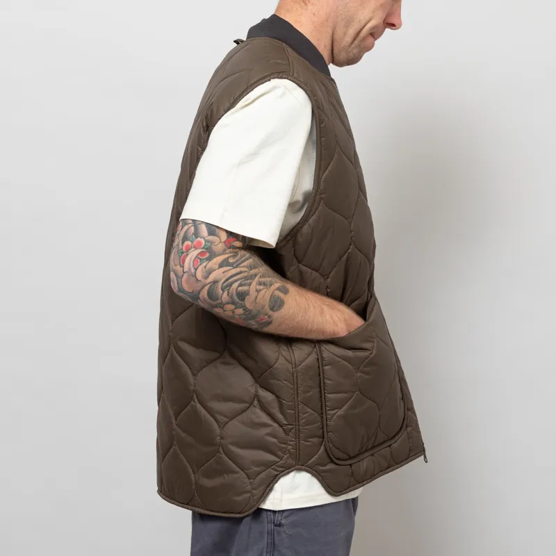 Barbour Re-Engineered Utility Liddesdale Quilted Gilet Dark Olive-3