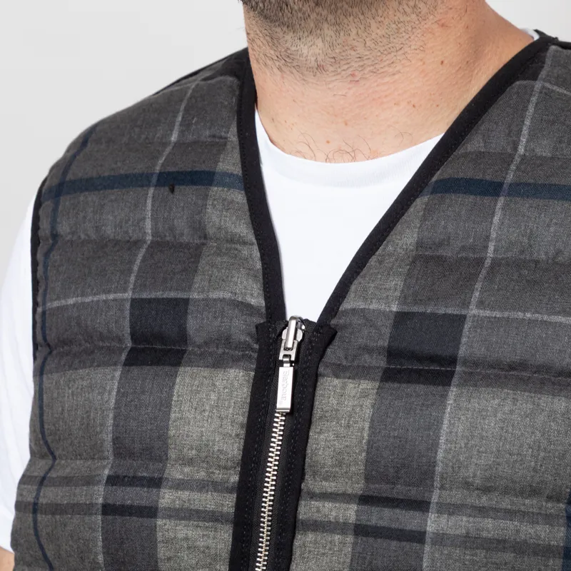 Barbour Reversible Down Liner Black-8