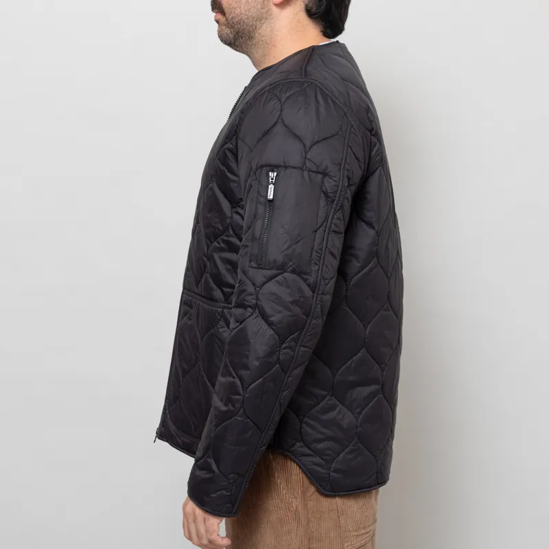 Barbour Re-Engineered Utility Liddesdale Quilted Jacket Black-2