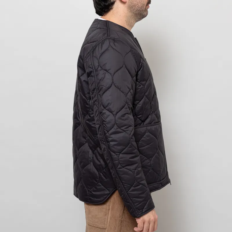 Barbour Re-Engineered Utility Liddesdale Quilted Jacket Black-4
