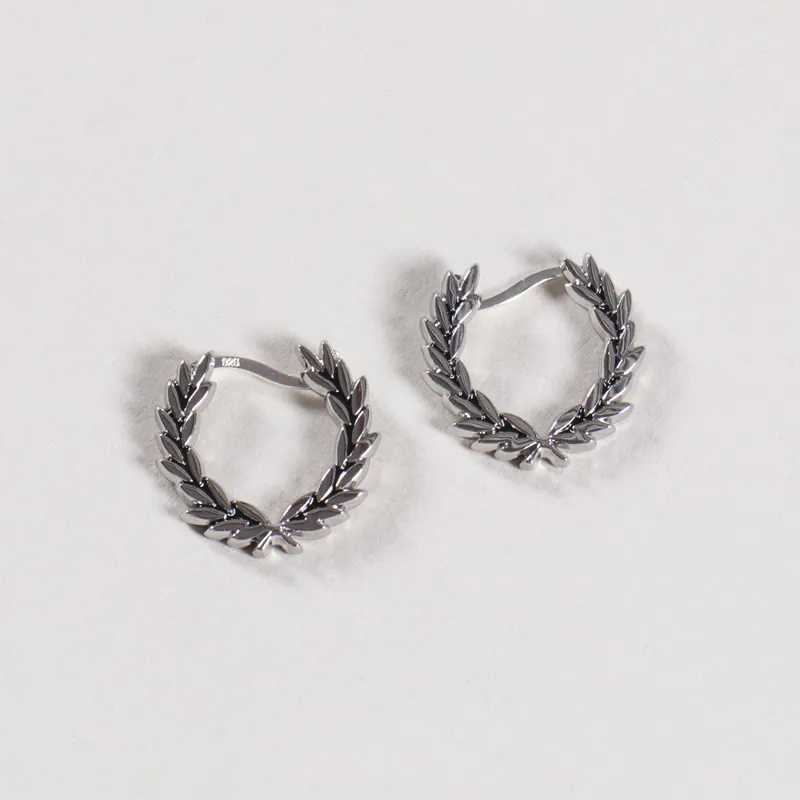 Fred Perry Womens Laurel Wreath Mini Earrings Silver