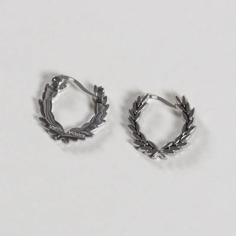 Fred Perry Womens Laurel Wreath Mini Earrings Silver-3